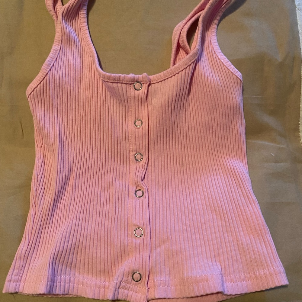 Pink tank top